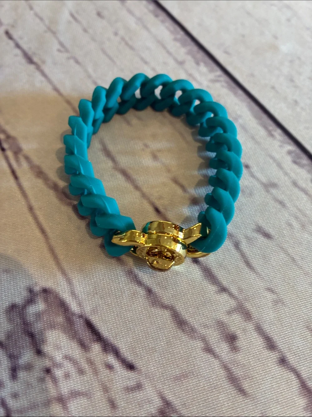 🎉NEW LISTING!🎉Rustic Cuff Braided Rubber Chain Bracelet